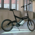 Antravelo – mały rower miejski wspomagany silnikiem elektrycznym / Dariusz Wydera