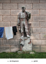 Górnik, z cyklu A-Z (Gabloty edukacyjne), Andrzej Tobis, 2008