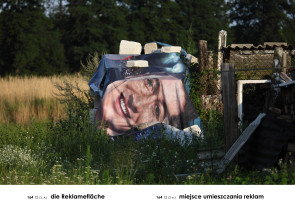 Miejsce umieszczania reklam, z cyklu A-Z (Gabloty edukacyjne), 2016