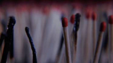 Kinga Bugdol “Dziewczynka w zielonym sweterku”