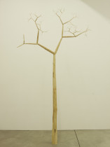 Fraktal (małe drzewo), 2015, drewno,  220 x 120 x 50 cm