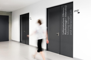 System Informacji w budynku ASP w Katowicach,  Justyna Kucharczyk, Agnieszka Nawrocka, Anna Pohl, 2016 rok