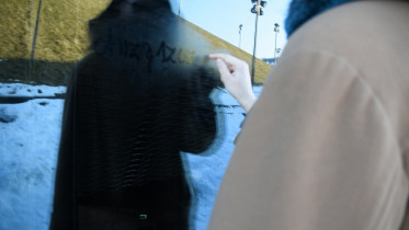 Sto razy, (Materializacja Niematerialnego), kadr video, Angelika Szczepaniak, 2016