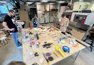 Studenci 1 roku podczas pracy nad modelami imitacyjnymi