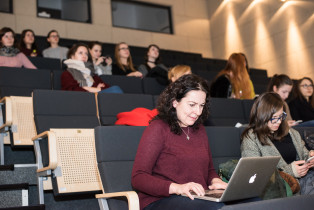 Najpiękniejsze książki roku – Tworzywo litera – w wyniku eksperymentu i ryzyka…