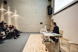 Najpiękniejsze książki roku – Tworzywo litera – w wyniku eksperymentu i ryzyka…