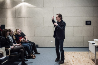 Najpiękniejsze książki roku – Tworzywo litera – w wyniku eksperymentu i ryzyka…