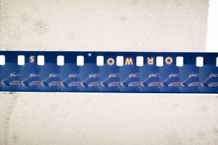 Jan Kukułka "Księżyc i Beatrycze" digitalizacja taśmy filmowej 2 x 8 mm, film/ wideo