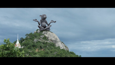 Simonas Sileika "Monkey Mountain", kadr z filmu