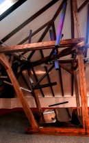 Zbyněk Janáček | Demonstracja w przestrzeni 2 / dla HD | Demonstrace v prostoru 2 / pro HD | 2013 | papierowe rury, druk cyfrowy na płótnie, drut, folia odblaskowa, zmienne wymiary | Instalacja w Ma'Ma Gallery w Ostrawie