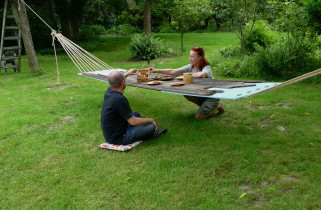 Zuzanna Adamska, Czułość - Stół