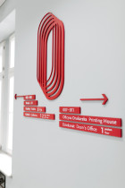 WAYFINDING dla budynku ASP w Katowicach