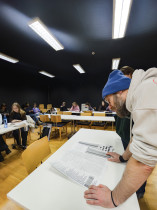 Przegląd projekt&oacute;w studenckich z udziałem Pawła Wątroby, redaktora publikacji i kuratora wystaw w CSW Kronika. 30 stycznia 2026.