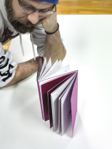 Przegląd projekt&oacute;w studenckich z udziałem Pawła Wątroby, redaktora publikacji i kuratora wystaw w CSW Kronika. 30 stycznia 2026.