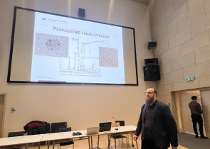 Wsp&oacute;łpraca z Wydziałem Inżynierii Materiałowej - wykład dr Macieja Zubko, prof. UŚ